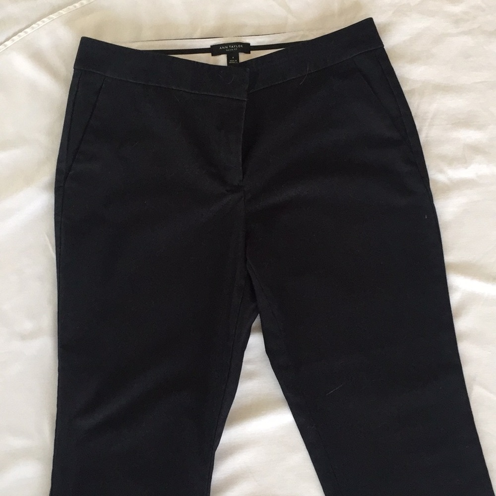 Ann Taylor- Devin Fit pants
